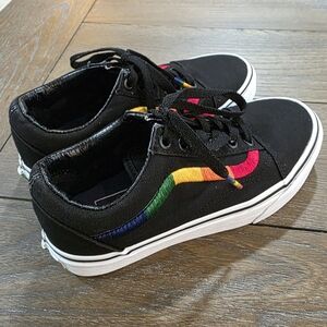 Vans Old Skool "Rainbow" Sneaker, Women's Size 5.5, Men's Size 4